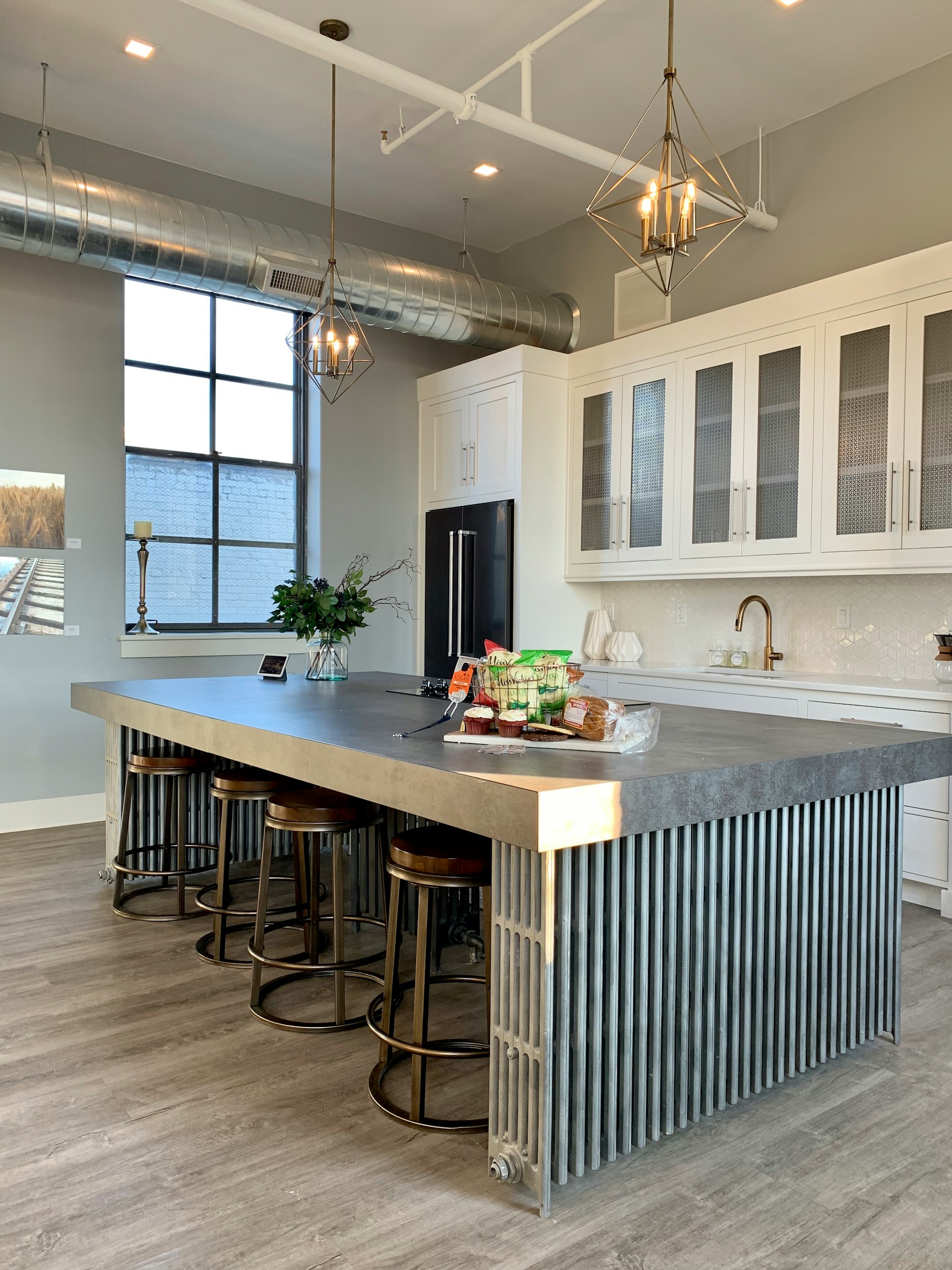 Best scratch-resistant laminate flooring for pets in Fredericksburg, VA Best scratch-resistant laminate flooring for pets
